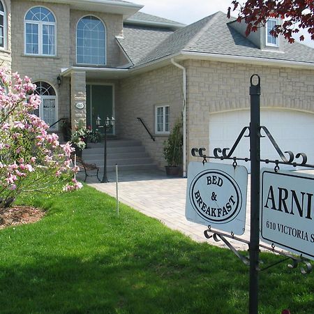 Arnica Bed & Breakfast Bed & Breakfast Niagara-on-the-Lake Room photo