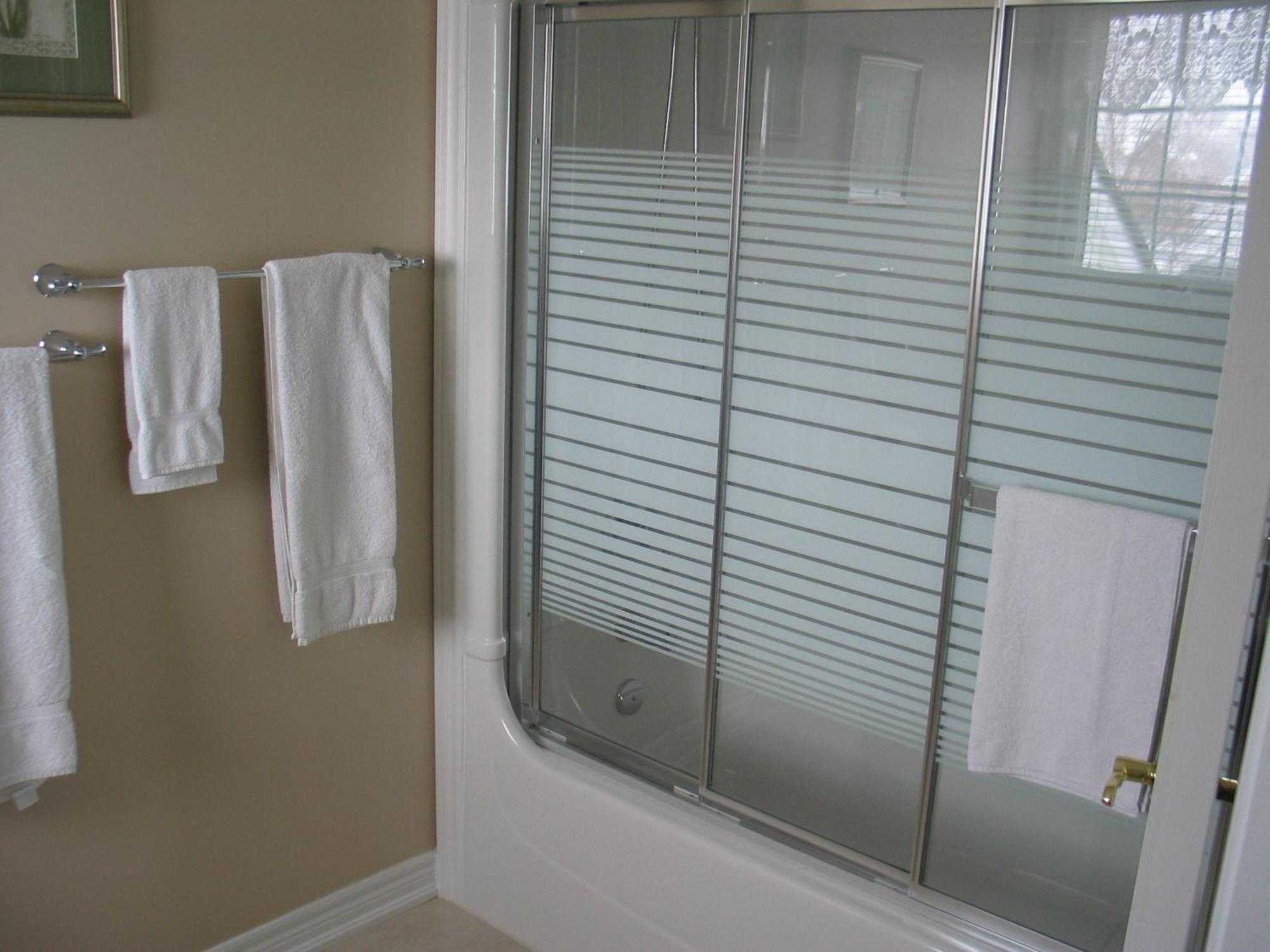 Arnica Bed & Breakfast Bed & Breakfast Niagara-on-the-Lake Room photo