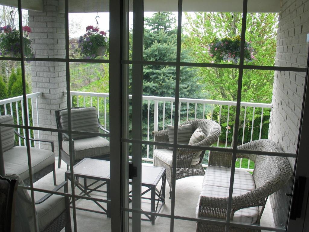 Arnica Bed & Breakfast Bed & Breakfast Niagara-on-the-Lake Exterior photo